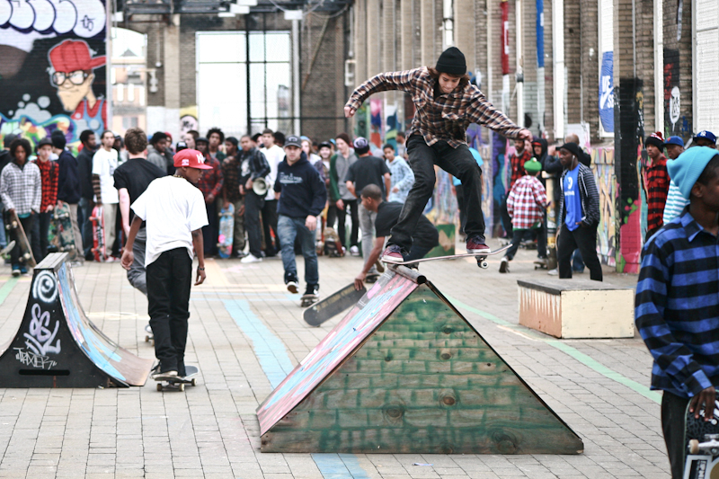 front tail drop in